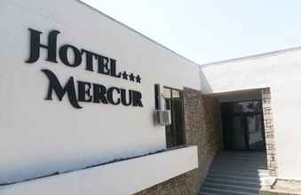 ภายนอกอาคาร 4 Hotel Mercur