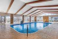 Swimming Pool Reunion Lodges at Thousand Hills