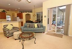 Lobi 4 Brighton Villa Highlands Reserve