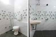 In-room Bathroom Hotel Virasat Mandav