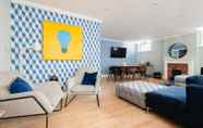 Bedroom 2 The Kensington Palace Mews - Bright Modern 6bdr House With Garage