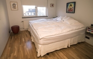 Bedroom 4 Amazing Central Apartment Close to the Harbour Area and the City Center