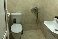 Phòng tắm bên trong Hotel Nikea