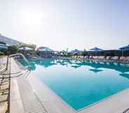 Kolam Renang 4 Hotel Delphi Beach - All Inclusive