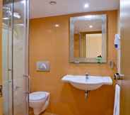 Toilet Kamar 3 Hotel Delphi Beach - All Inclusive