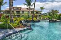 สระว่ายน้ำ Waikoloa Beach Villas J32