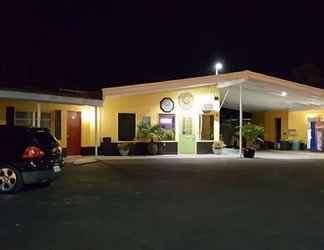 ภายนอกอาคาร 2 Tropicana Motel Wauchula