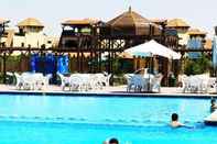 Swimming Pool Marseilia Beach 3