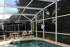 Hồ bơi 5BR Hampton Lakes Pool Home 700 by OVRH