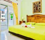 Others 5 Deluxe Budget Balcony Room With Swimming Pool Air Conditioning and Parking