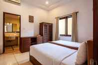 Bedroom PB - 5BR - V1 & V2 5BR Private Pool Villa, Walk to Seminyak Beach