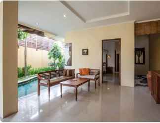 Lobby 2 4 Bathroom Private Pool Villa near Seminyak Beach Bali