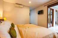 Bedroom SMV - garden - 8-BR · 8BR Garden Villa Walk to Beach and Shops Legian