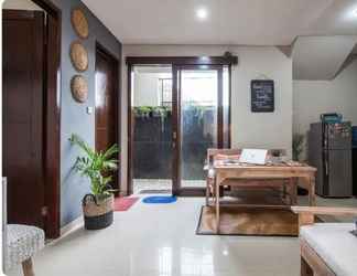 Lobi 2 Cecilya Balian Stylish 3 Bedroom House near Beach at City Center