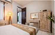 Kamar Tidur 4 Cecilya Balian Stylish 3 Bedroom House near Beach at City Center