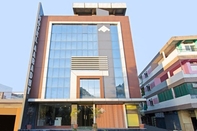 Exterior Aaradhy Hotel