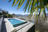 Swimming Pool Monte Bre' Apartment