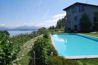 Swimming Pool Sole di Meina Pool and Lake View