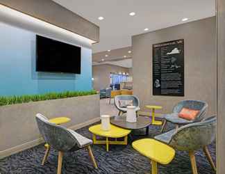 Lobby 2 TownePlace Suites by Marriott Potomac Mills Woodbridge