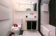 Toilet Kamar 7 Magic Gandria