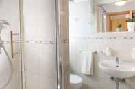 In-room Bathroom Apartments Koncul