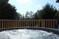 Entertainment Facility Lord Galloway 37 With Hot Tub, Newton Stewart