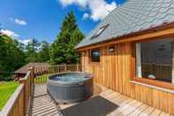 Entertainment Facility Lord Galloway 38 With Hot Tub, Newton Stewart