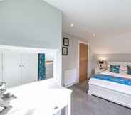 Bedroom 4 Lord Galloway 38 With Hot Tub, Newton Stewart