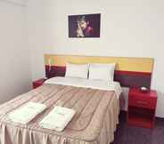 Bilik Tidur 5 Genova Hostal