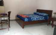 Bedroom 2 Losmen Tut Wuri 2