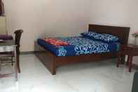 Bedroom Losmen Tut Wuri 2