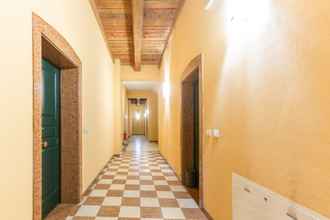 Lobi 4 University Apartment con parcheggio e giardino