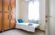 Bedroom 4 A pochi passi dal centro e dall'Ospedale di Parma