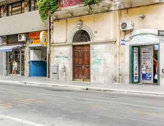 Exterior 2 Bari Centrale Railway Station Apartment