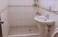 Toilet Kamar 2 Mao Gong Shi