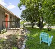 Common Space 4 The Tire Swing - Modern 3BD - Gourmet Kitchen - Awesome Local