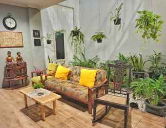 Sảnh chờ 2 Manggolo Homestay Syariah