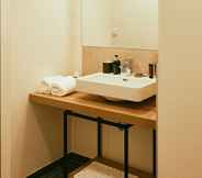 In-room Bathroom 3 Rioca Vienna Posto 1