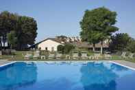 Swimming Pool Tenuta di Artimino Tuscan Home