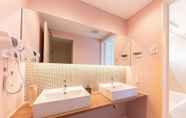 In-room Bathroom 3 Villa Hakone Stage