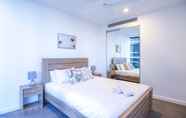 Kamar Tidur 6 Stylist 2 Bedrooms Apartment With Pool/gym/parking