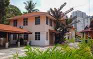 Luar Bangunan 3 Hasienda Homestay Bayan Lepas