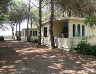 Exterior 2 Spina Family Camping Village