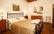 Bedroom 5 Elegant Holiday Home in Cortona With Private Garden