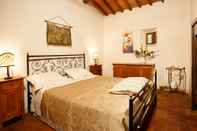 Bedroom Elegant Holiday Home in Cortona With Private Garden