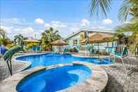 Swimming Pool Beach N Bay 2 Bedroom Villa by Redawning