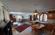 Kamar Tidur 5 Charming Villa in Polizzi Generosa With Swimming Pool