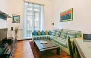 พื้นที่สาธารณะ 7 Vittorio Emanuele & Via Roma Colorful Apartment