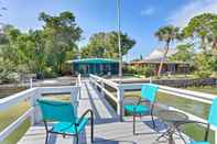 Common Space Bay Front Duplex 1br, Fishing Dock - Walk to Beach!