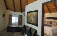 Phòng ngủ 4 Kruger Maroela Lodge
